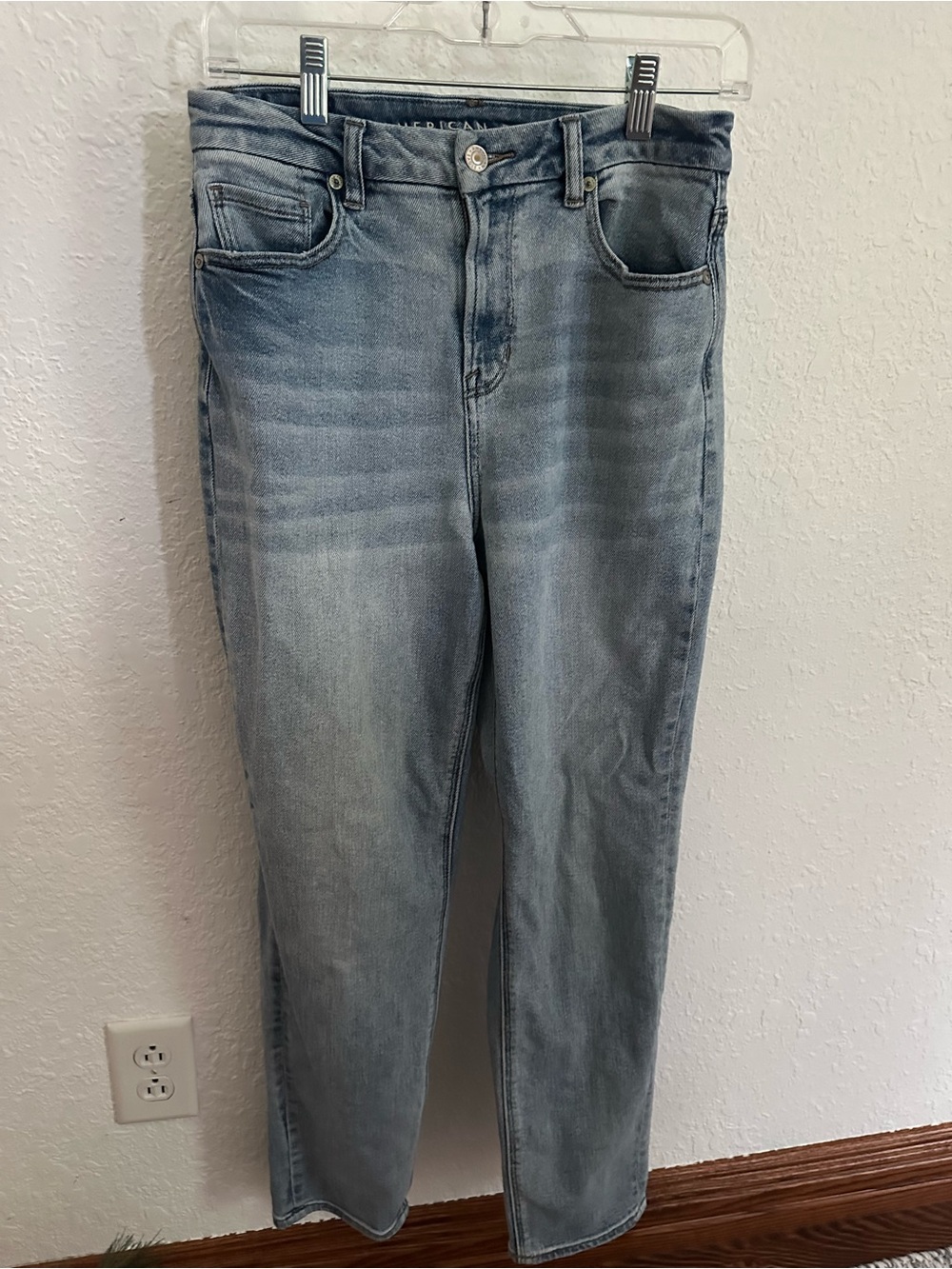 American Eagle Outfitters Light Blue Straight Leg Jeans